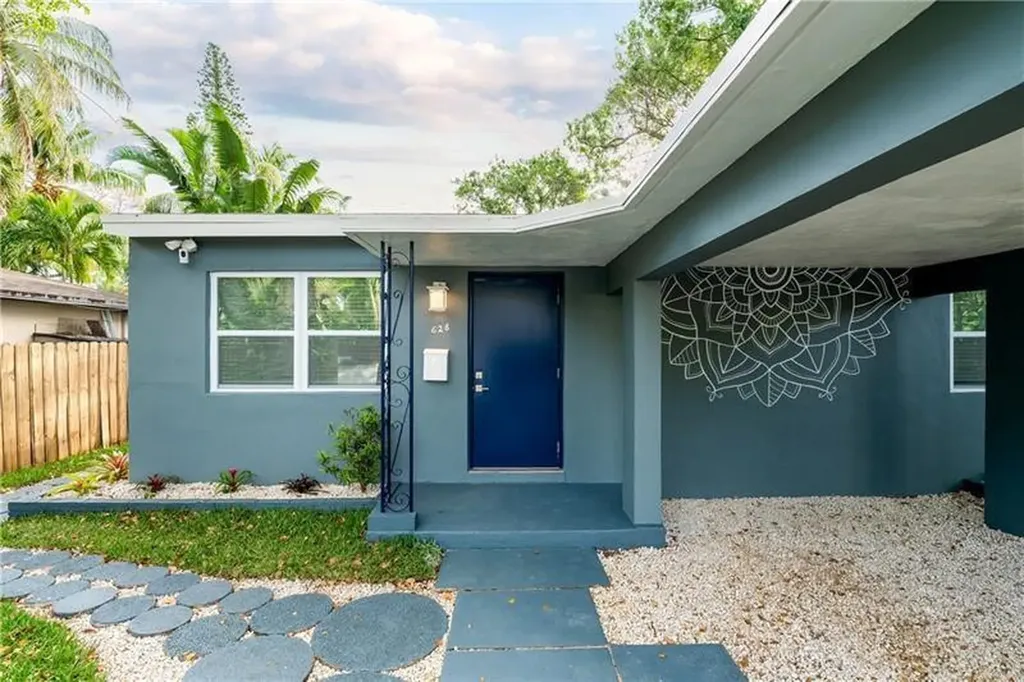 628 SW 14th Terrace Fort Lauderdale FL 33312