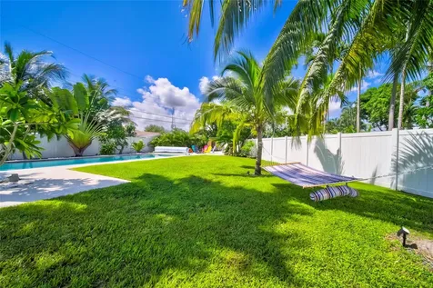 250 NE 27th Court Boca Raton FL 33431