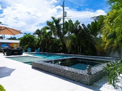 250 NE 27th Court Boca Raton FL 33431