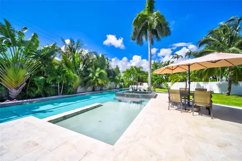 250 NE 27th Court Boca Raton FL 33431