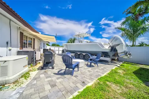 250 NE 27th Court Boca Raton FL 33431