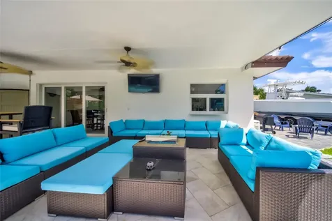 250 NE 27th Court Boca Raton FL 33431