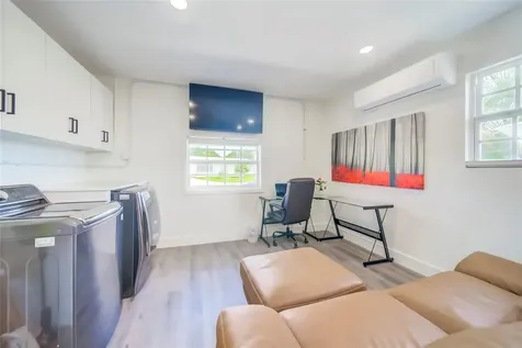 250 NE 27th Court Boca Raton FL 33431