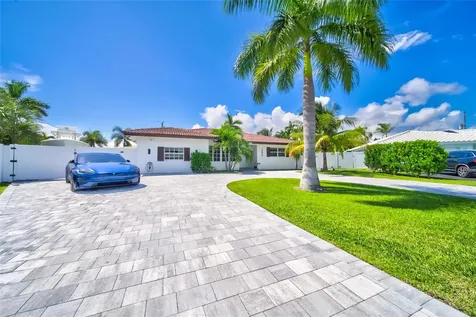 250 NE 27th Court Boca Raton FL 33431