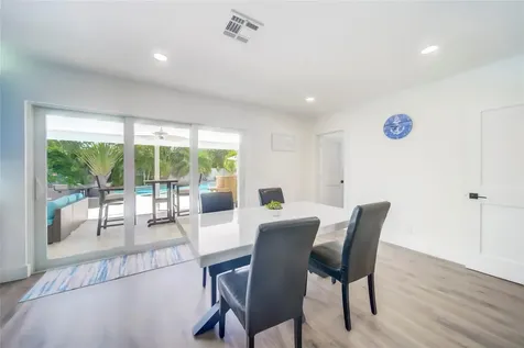 250 NE 27th Court Boca Raton FL 33431