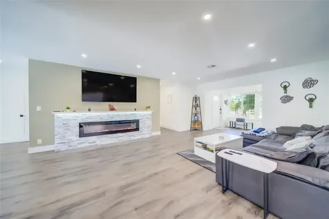 250 NE 27th Court Boca Raton FL 33431