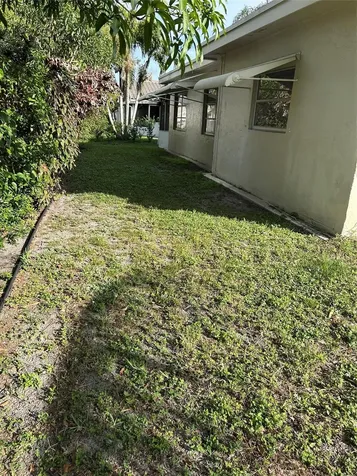 7611 NW 72nd Way Tamarac FL 33321