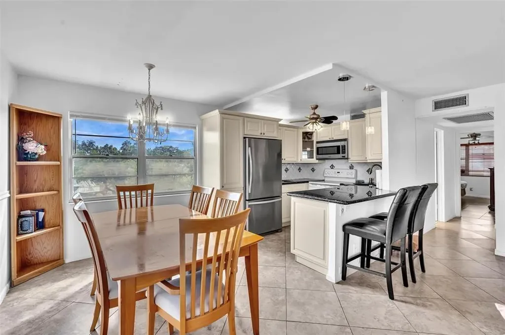 3021 Swansea B Deerfield Beach FL 33442