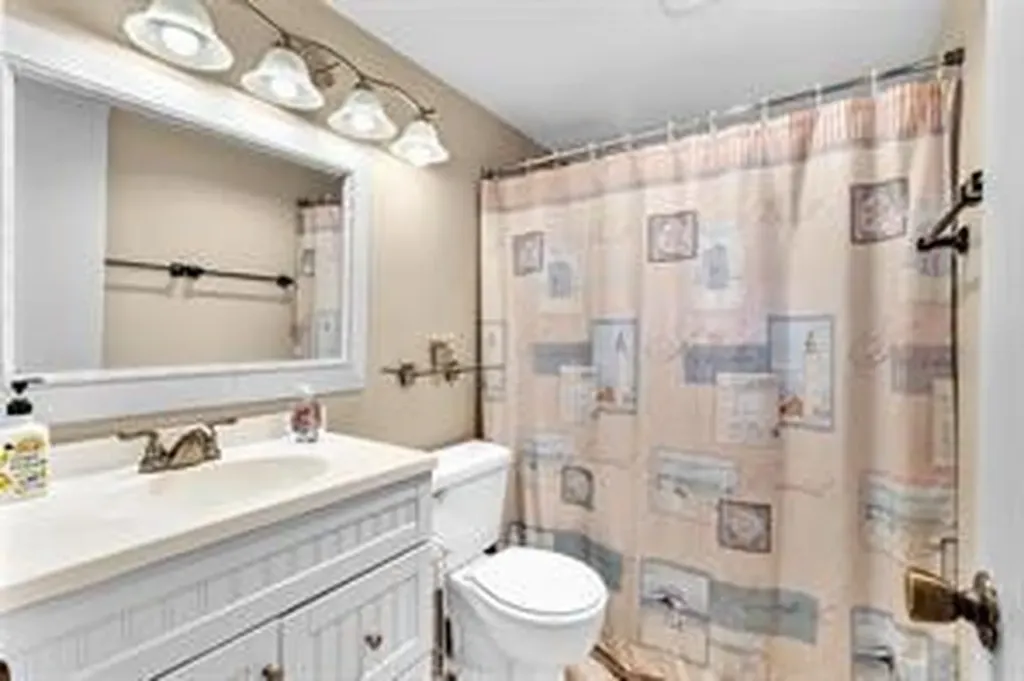 3021 Swansea B Deerfield Beach FL 33442