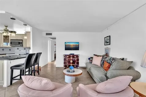 3021 Swansea B Deerfield Beach FL 33442