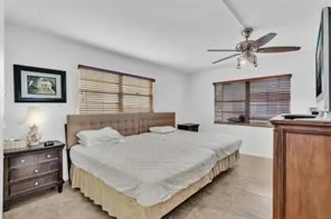 3021 Swansea B Deerfield Beach FL 33442