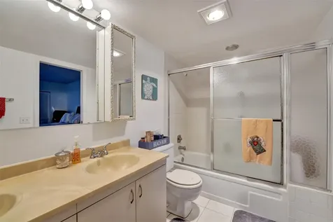 2505 Antigua Terrace Coconut Creek FL 33066