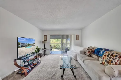 2505 Antigua Terrace Coconut Creek FL 33066