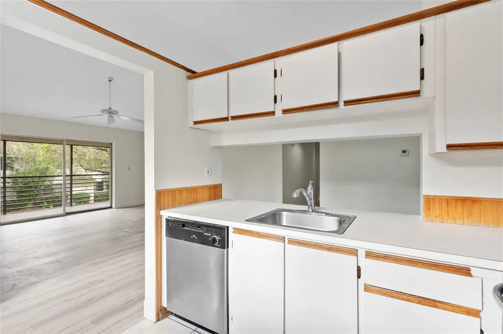 610 Gardens Drive Pompano Beach FL 33069