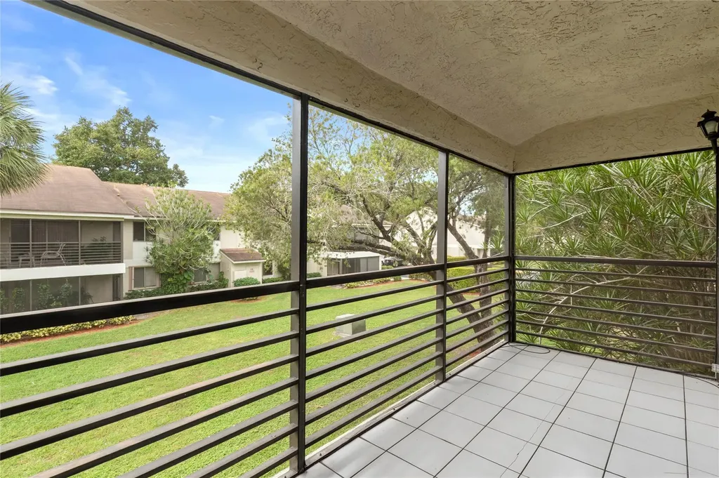 610 Gardens Drive Pompano Beach FL 33069