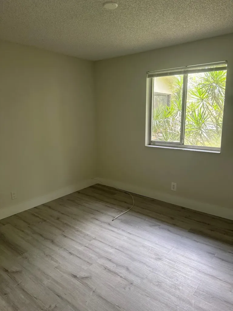 610 Gardens Drive Pompano Beach FL 33069