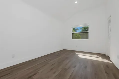 302 SW 15th Street Dania Beach FL 33004