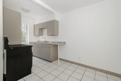 302 SW 15th Street Dania Beach FL 33004