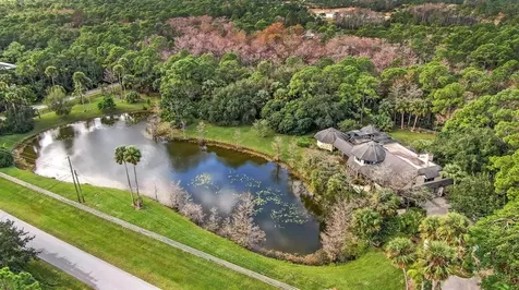 18363 Island Oak Avenue Jupiter FL 33478