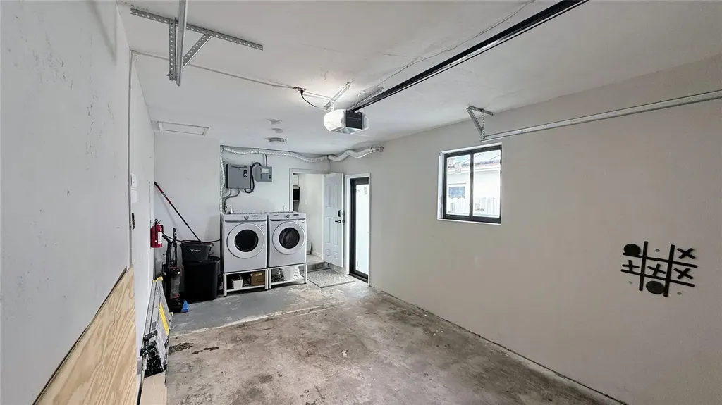 433 NW 15th Way Fort Lauderdale FL 33311