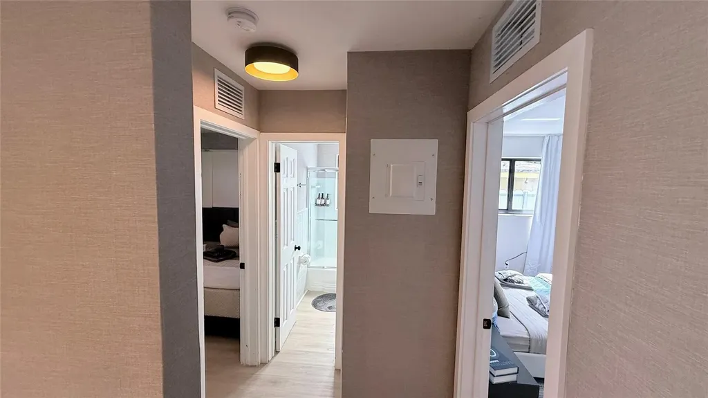 433 NW 15th Way Fort Lauderdale FL 33311