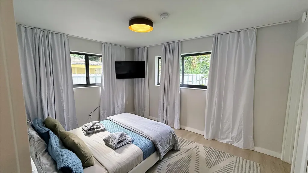 433 NW 15th Way Fort Lauderdale FL 33311