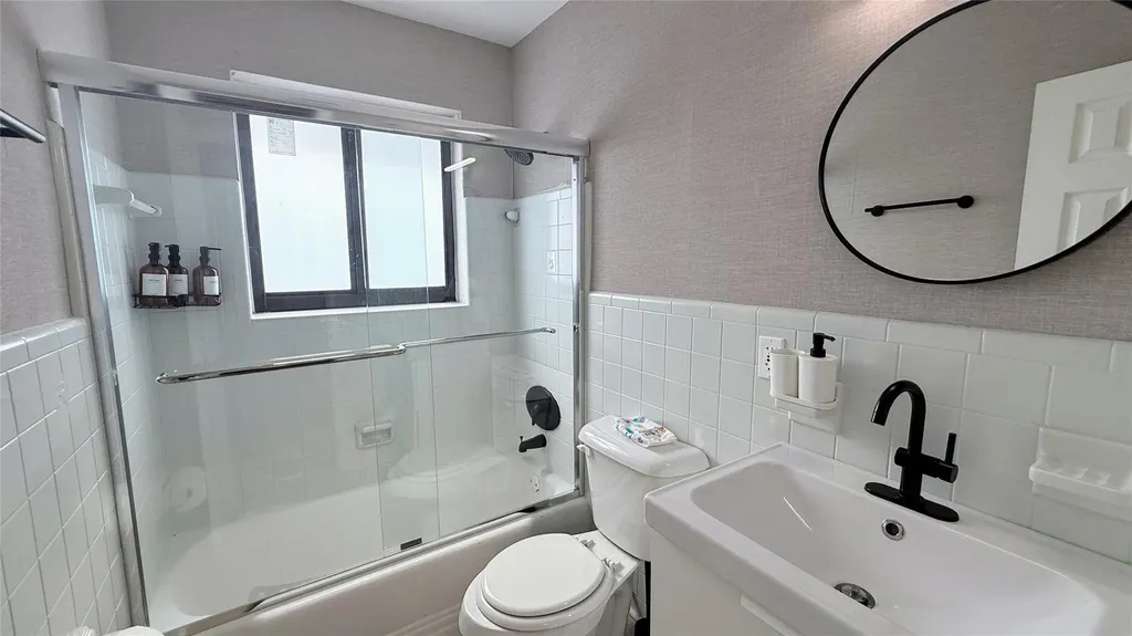 433 NW 15th Way Fort Lauderdale FL 33311