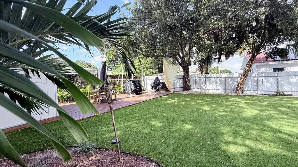 433 NW 15th Way Fort Lauderdale FL 33311