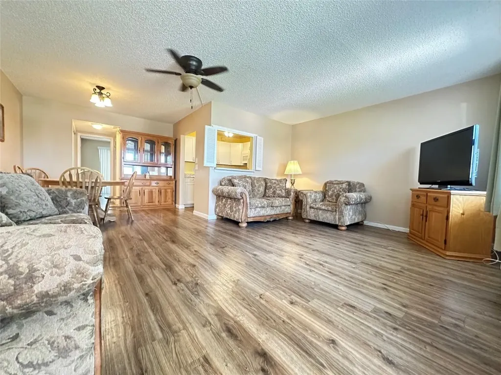 326 Tilford P Deerfield Beach FL 33442