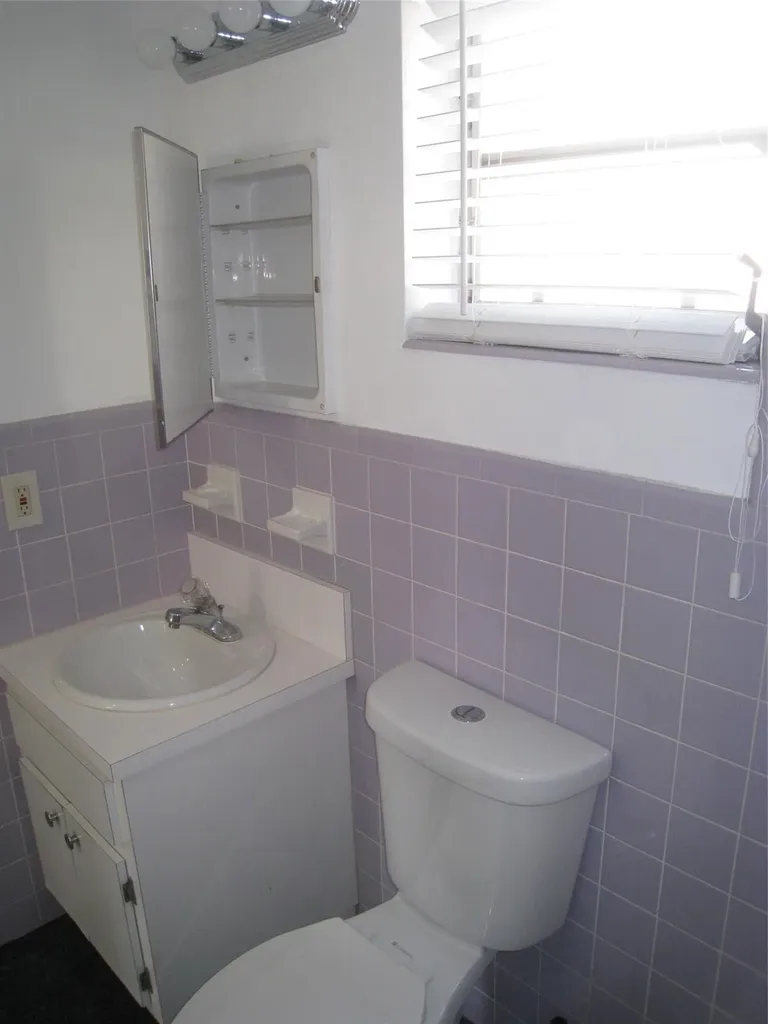 803 NE 8th Street Hallandale Beach FL 33009