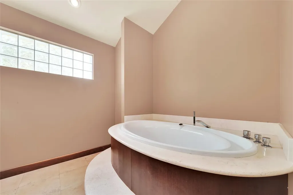 2631 Okeechobee Lane Fort Lauderdale FL 33312