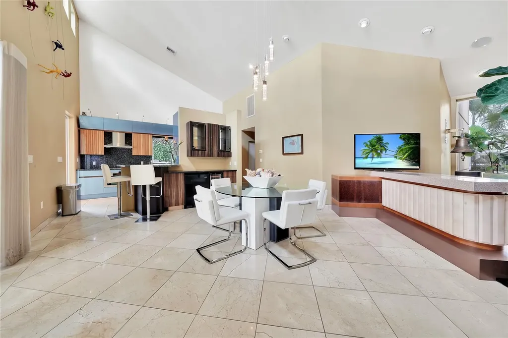 2631 Okeechobee Lane Fort Lauderdale FL 33312