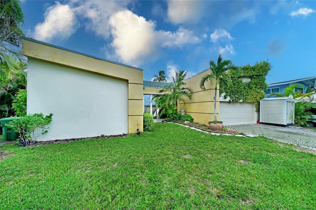 2631 Okeechobee Lane Fort Lauderdale FL 33312