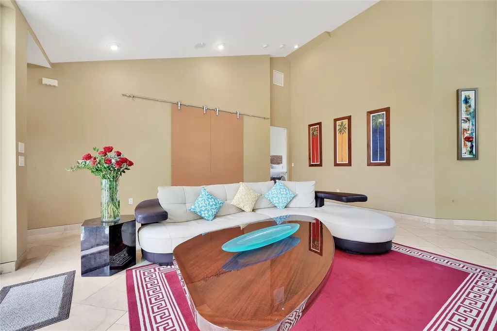 2631 Okeechobee Lane Fort Lauderdale FL 33312