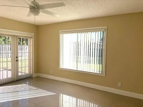 2562 NW 107th Avenue Sunrise FL 33322