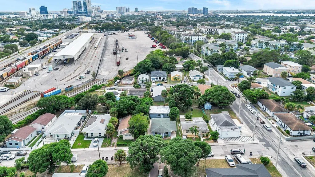 728 20th Street West Palm Beach FL 33407