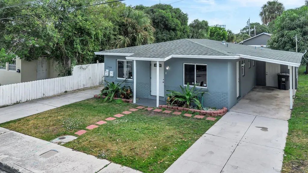 728 20th Street West Palm Beach FL 33407