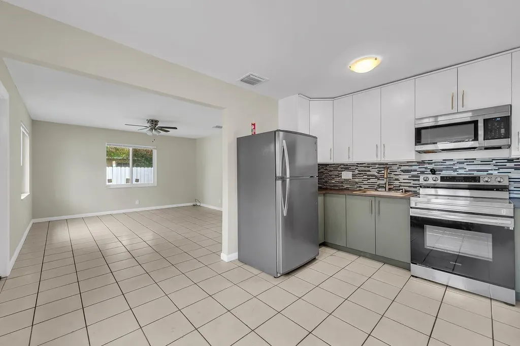 728 20th Street West Palm Beach FL 33407