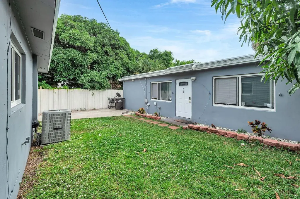 728 20th Street West Palm Beach FL 33407