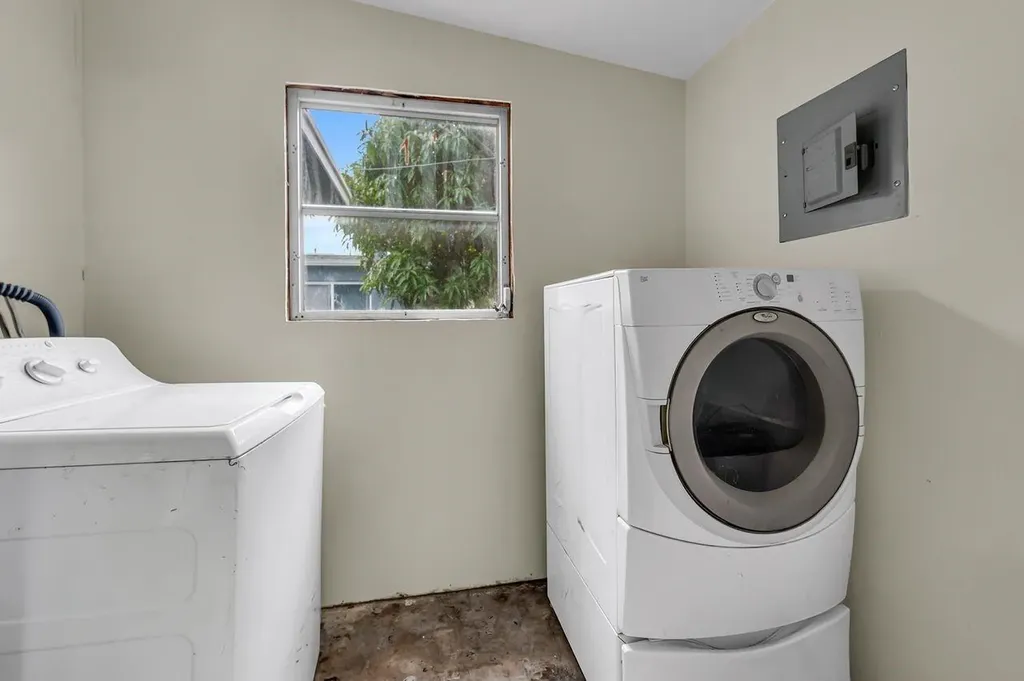 728 20th Street West Palm Beach FL 33407