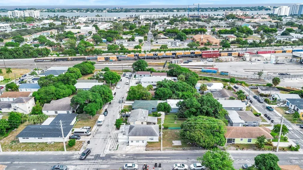 728 20th Street West Palm Beach FL 33407