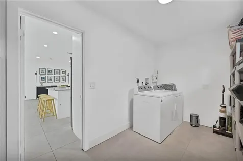 300 SW 65th Way Pembroke Pines FL 33023