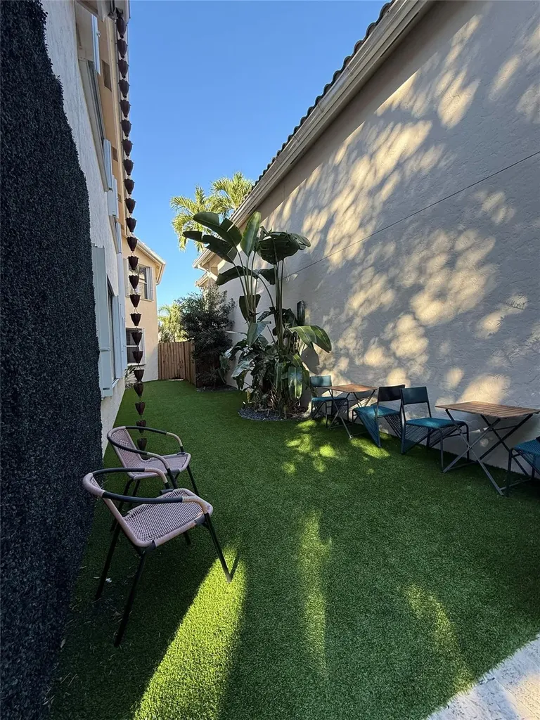 2492 NW 66th Drive Boca Raton FL 33496