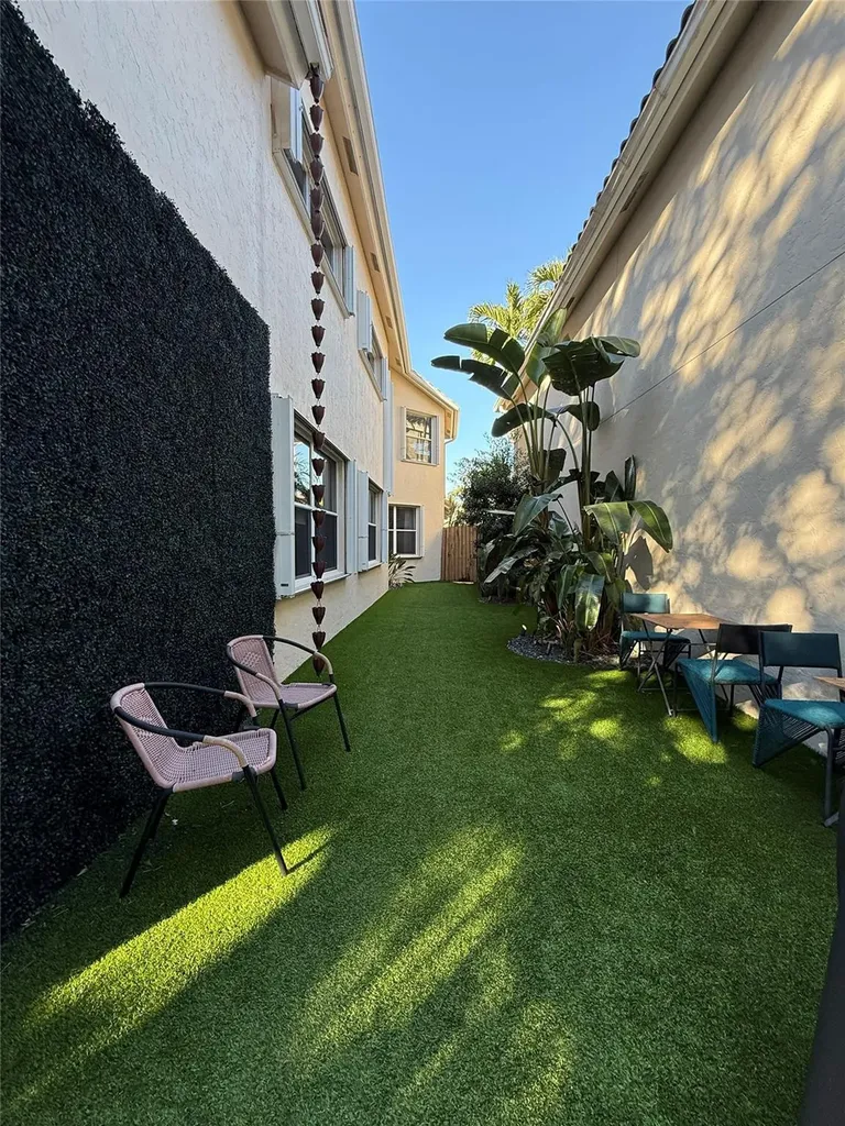 2492 NW 66th Drive Boca Raton FL 33496