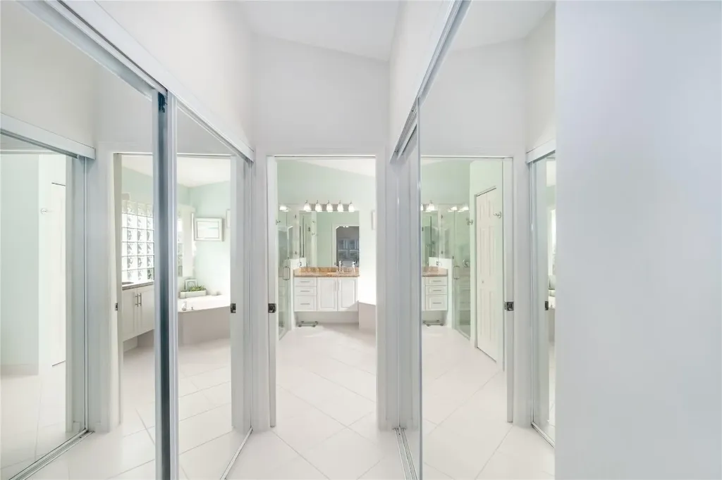 13851 Via Vittoria Delray Beach FL 33446