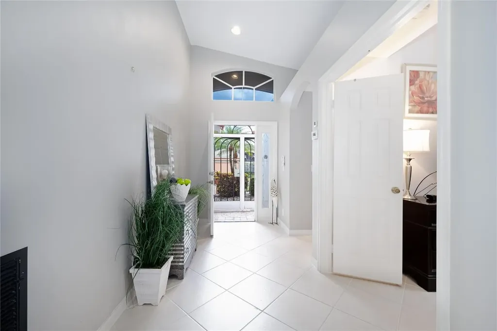 13851 Via Vittoria Delray Beach FL 33446