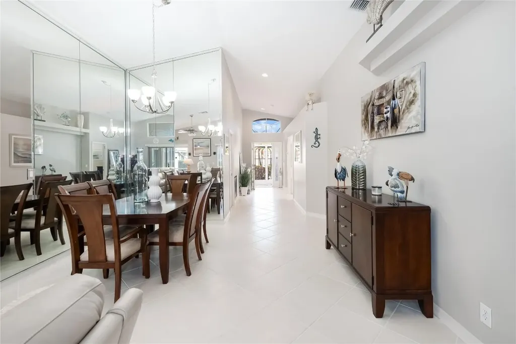 13851 Via Vittoria Delray Beach FL 33446