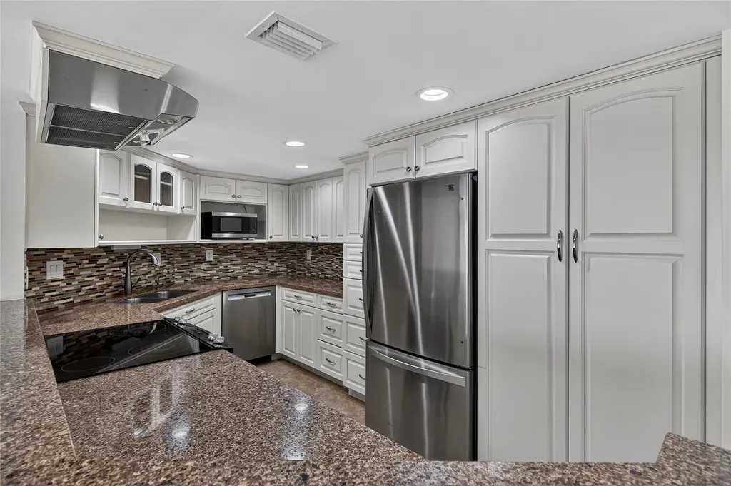 2100 S Ocean Drive Fort Lauderdale FL 33316