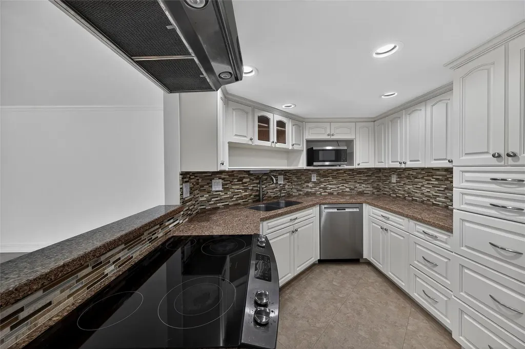 2100 S Ocean Drive Fort Lauderdale FL 33316