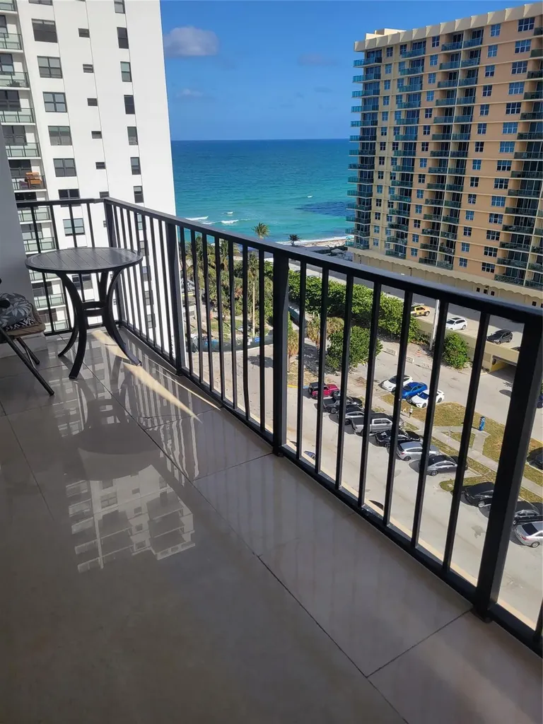 2401 S Ocean Drive Hollywood FL 33019